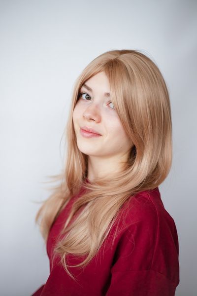 Русява перука рівне волосся з чолкою (8519) 8519 фото
