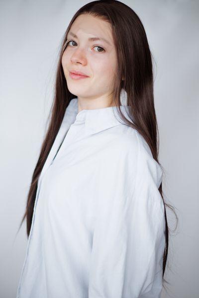 Довга темно руса перука на сітці без чолки (4960) 4960 фото